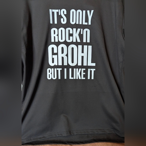 Rock Tee It's Only Rock & Grohl From the Foo Fighters Black Tee New - Picture 7 of 16